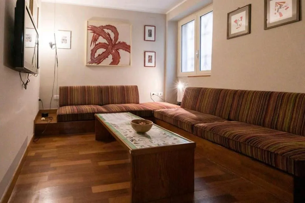 Il Velarium Del Colosseo Apartment Rome Italy